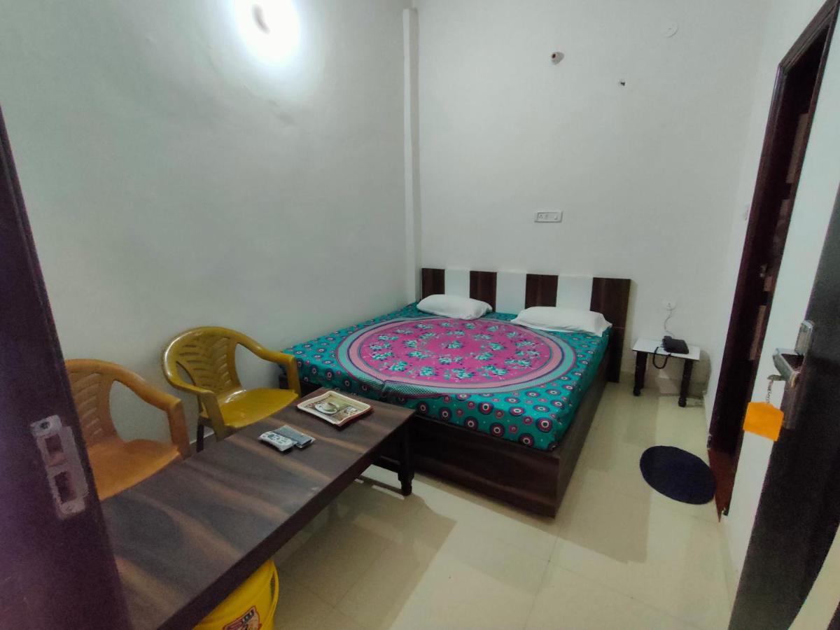 Arjun Guest House Pathānkot エクステリア 写真